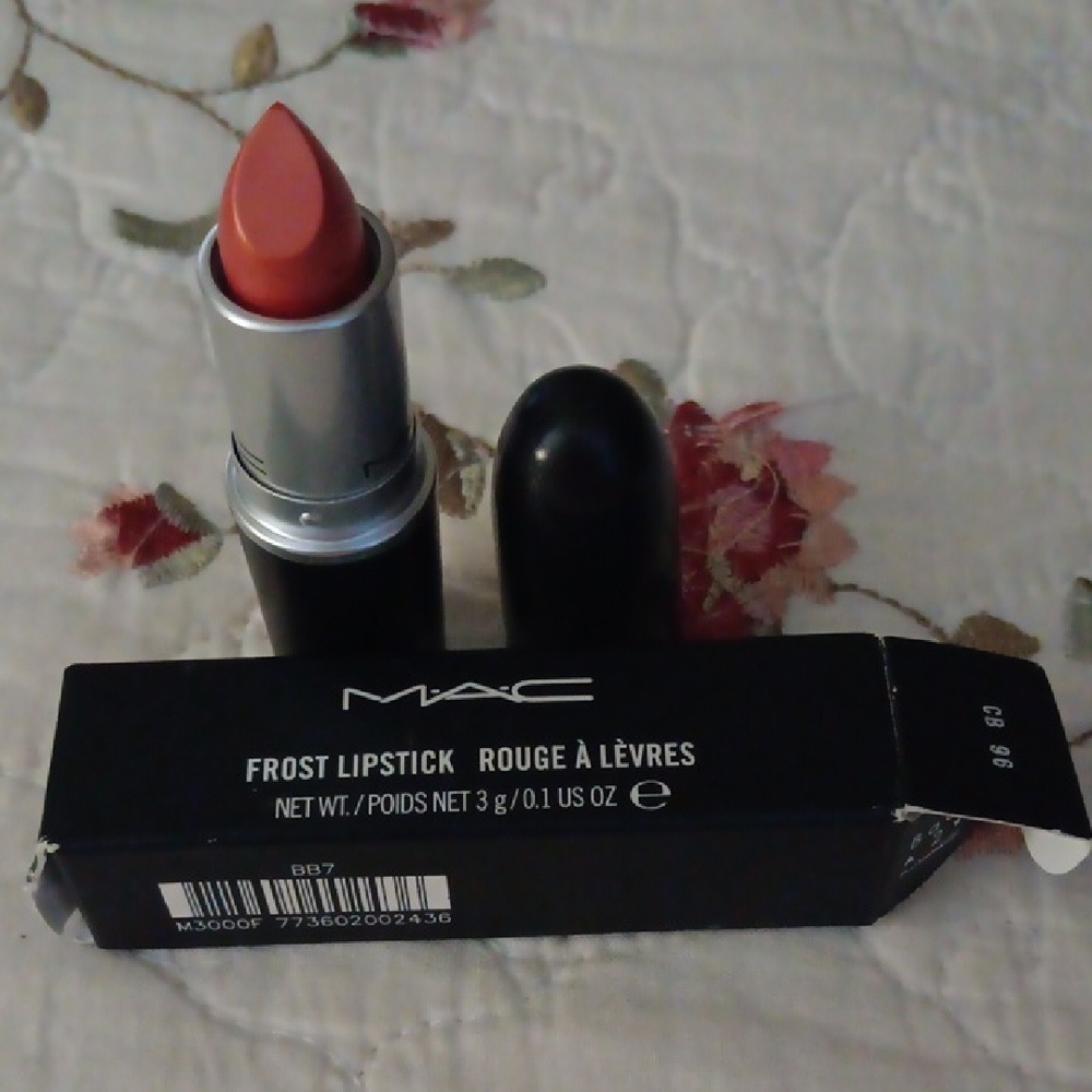 MAC Cosmetics Frost Lipstick - Vibrant Coral -CB 96